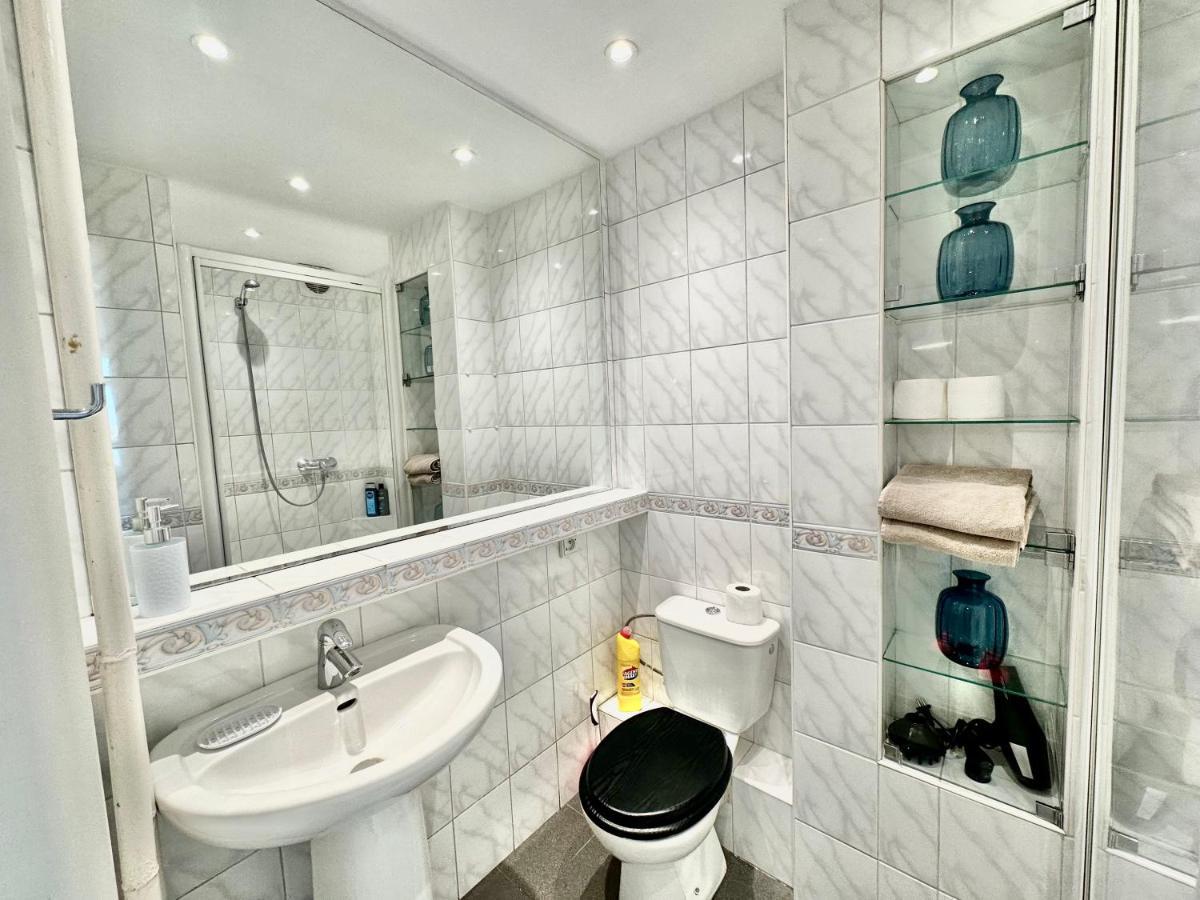 Super Apartament White Warszawa 2X Metro Scisle Centrum Wifi 300 Mbs New ภายนอก รูปภาพ
